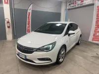 Usata Opel Astra Innovation 110 CV (80 kW) 2019 Bianco Berlina