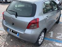 Usata Toyota Yaris 90 CV (66 kW) 2008 Grigio Utilitaria