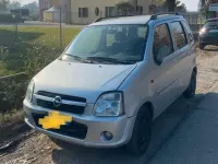 Usata Opel Agila Club 75 CV (55 kW) 2004 Argento Monovolume