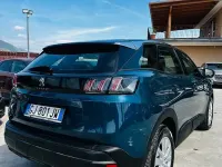 Usata Peugeot 3008 Allure 131 CV (96 kW) 2022 Blu SUV