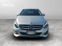 Usata Mercedes B200 136 CV (100 kW) 2019 Argento Monovolume
