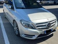 Usata Mercedes B180 109 CV (80 kW) 2015 Grigio Utilitaria