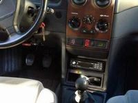 Usata Alfa Romeo 2000 105 CV (77 kW) 2000 Nero Berlina