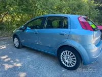 Usata Fiat Grande Punto 75 CV (55 kW) 2009 Blu Utilitaria