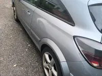 Usata Opel Astra GTC 120 CV (88 kW) 2006 Berlina