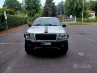 Usata Jeep Grand Cherokee Laredo 163 CV (119 kW) 2004 Grigio SUV