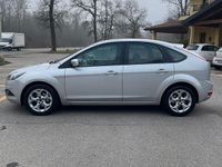 Usata Ford Focus Titanium 109 CV (80 kW) 2011 Grigio Berlina