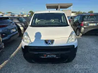 Usata Peugeot Partner Tepee Active 90 CV (66 kW) 2012 Bianco Monovolume