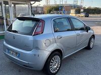 Usata Fiat Grande Punto 90 CV (66 kW) 2005 Grigio Utilitaria