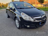 Usata Opel Corsa 80 CV (58 kW) 2007 Nero Utilitaria