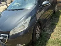 Usata Peugeot 208 Allure 68 CV (50 kW) 2013 Utilitaria