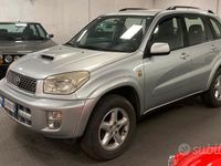 Usata Toyota RAV4 116 CV (85 kW) 2003 Grigio SUV