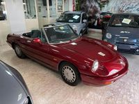 Usata Alfa Romeo Spider 109 CV (80 kW) 1991 Rosso Cabrio