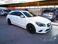 Usata Mercedes CLA200 Shooting Brake 136 CV (100 kW) 2016 Bianco Station wagon