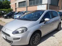 Usata Fiat Punto Lounge 77 CV (56 kW) 2012 Grigio Utilitaria