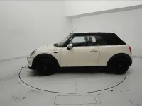 Usata Mini One Cabriolet 102 CV (75 kW) 2017 Beige Cabrio
