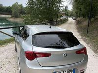 Usata Alfa Romeo Giulietta Progression 105 CV (77 kW) 2011 Utilitaria