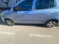 Usata Kia Picanto 65 CV (47 kW) 2010 Blu Utilitaria