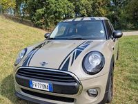 Begagnad Mini One D 95 HK (69 kW) 2019 Grå Halvkombi