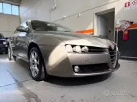 Usata Alfa Romeo 159 Progression 150 CV (110 kW) 2005 Marrone Berlina