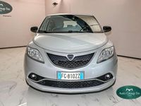 Usata Lancia Ypsilon Platinum 69 CV (50 kW) 2017 Argento Utilitaria