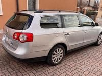 Usata VW Passat 150 CV (110 kW) 2009 Grigio Station wagon