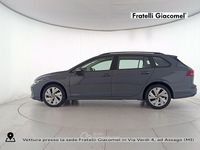 Usata VW Golf VIII Life 116 CV (85 kW) 2024 Gray Station wagon