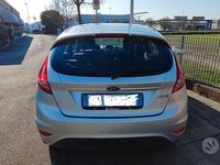 Usata Ford Fiesta 97 CV (71 kW) 2012 Utilitaria