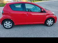 Usata Toyota Aygo 68 CV (50 kW) 2010 Rosso Utilitaria