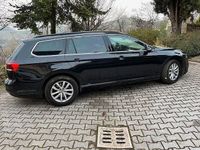 Usata VW Passat 150 CV (110 kW) 2022 Nero Station wagon