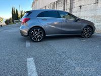 Usata Mercedes A160 Premium 90 CV (66 kW) 2017 Grigio Berlina