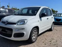 Usata Fiat Panda Lounge 69 CV (50 kW) 2017 Bianco Utilitaria