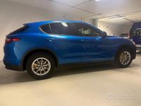 Usata Alfa Romeo Stelvio Executive 210 CV (154 kW) 2017 Blu SUV