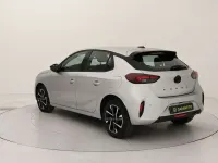Usata Opel Corsa 101 CV (74 kW) 2025 Kaolin white Utilitaria