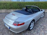 Usata Porsche 911 Carrera 4 Cabriolet 320 CV (235 kW) 2002 Grigio Cabrio