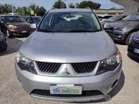 Usata Mitsubishi Outlander Invite 140 CV (102 kW) 2008 Grigio(met.) SUV