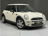 Usata Mini ONE Seven 90 CV (66 kW) 2006 Beige Utilitaria