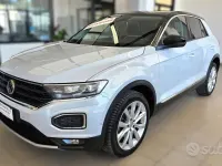 Usata VW T-Roc Advance 150 CV (110 kW) 2019 Bianco SUV