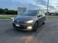 Usata VW Touran Executive 116 CV (85 kW) 2018 Grigio Monovolume