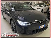 Usata VW Golf VIII Life 110 CV (80 kW) 2021 Grigio Berlina