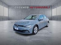 Begagnad VW Golf VIII Life 116 HK (85 kW) 2024 Grå Sedan