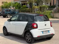 Usata Smart ForFour Prime 90 CV (66 kW) 2016 Bianco Utilitaria