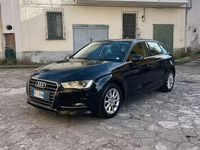 Usado Audi A3 Ambition 110 CV (80 kW) 2016 Negro Berlina
