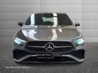 Usata Mercedes A180 AMG Line Premium 136 CV (100 kW) 2023 Grigio medio metallizzato Berlina