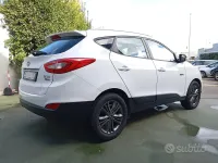 Gebraucht Hyundai ix35 Xpossible 115 PS (84 kW) 2015 Weiß SUV