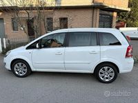 Usata Opel Zafira Cosmo 150 CV (110 kW) 2012 Bianco Monovolume