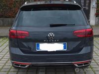 Usata VW Passat Executive 150 CV (110 kW) 2020 Grigio Station wagon