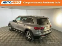 Usata Mercedes GLB200 150 CV (110 kW) 2021 Grigio SUV