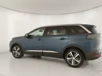 Usata Peugeot 5008 Allure 131 CV (96 kW) 2021 Blu SUV