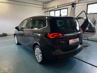 Usata Opel Zafira Cosmo 136 CV (100 kW) 2015 Gray Monovolume